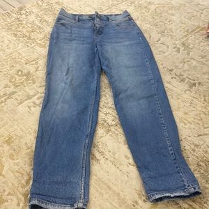 Cello jeans size 7, mom jeans